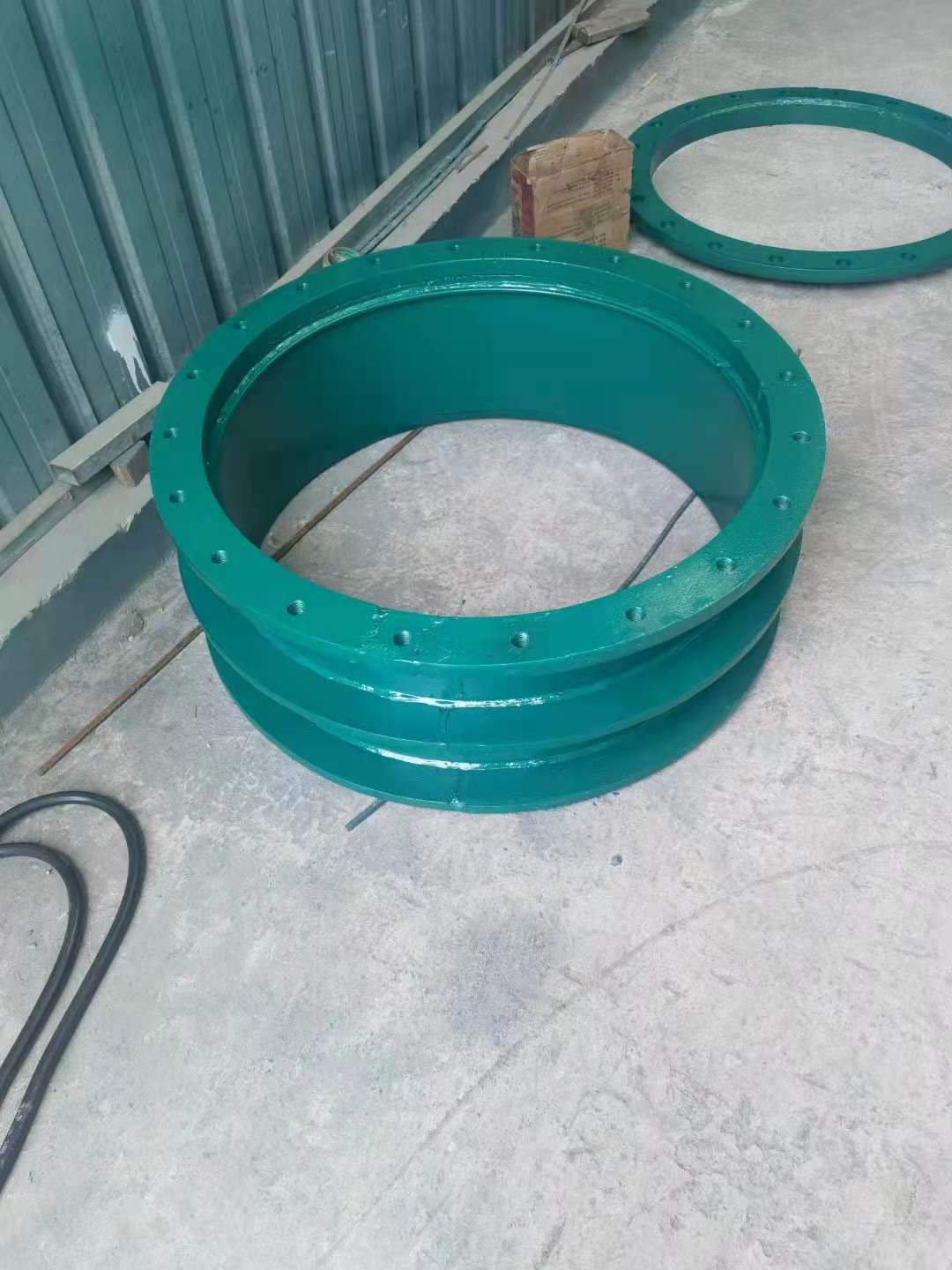 ���P����Է�ˮ�׹ܵ��ܷ�